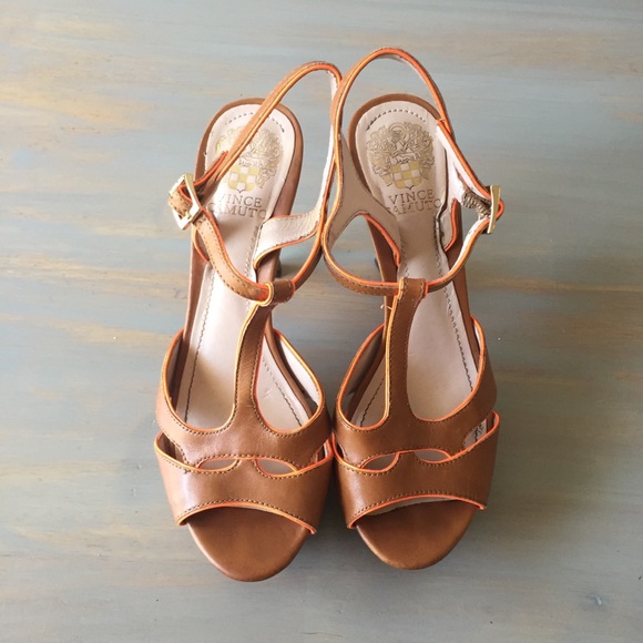 🌻 Vince Camuto Trinna Tan Leather Heels Size 5.5 - Picture 2 of 8